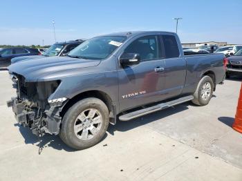  Salvage Nissan Titan