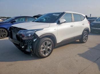  Salvage Kia Seltos