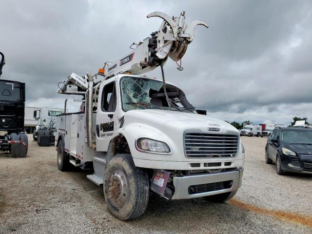  Salvage Freightliner M2 106 Med