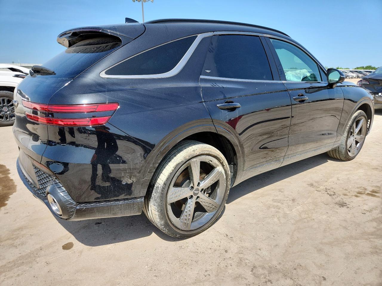 Genesis Gv70 Base Base Image 4