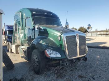  Salvage Kenworth Construction T680