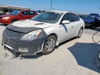  Salvage Nissan Altima
