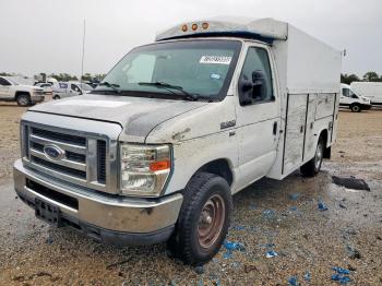  Salvage Ford Econoline E350 Super Duty