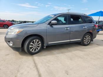  Salvage Nissan Pathfinder