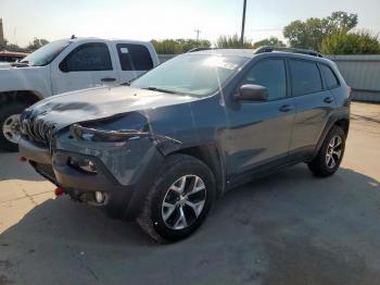  Salvage Jeep Cherokee