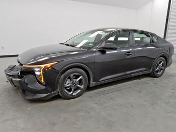  Salvage Kia K4 Lx