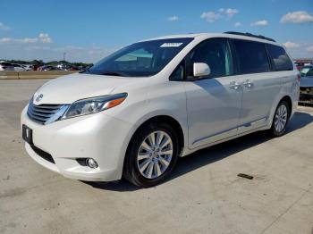  Salvage Toyota Sienna