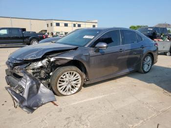  Salvage Toyota Camry