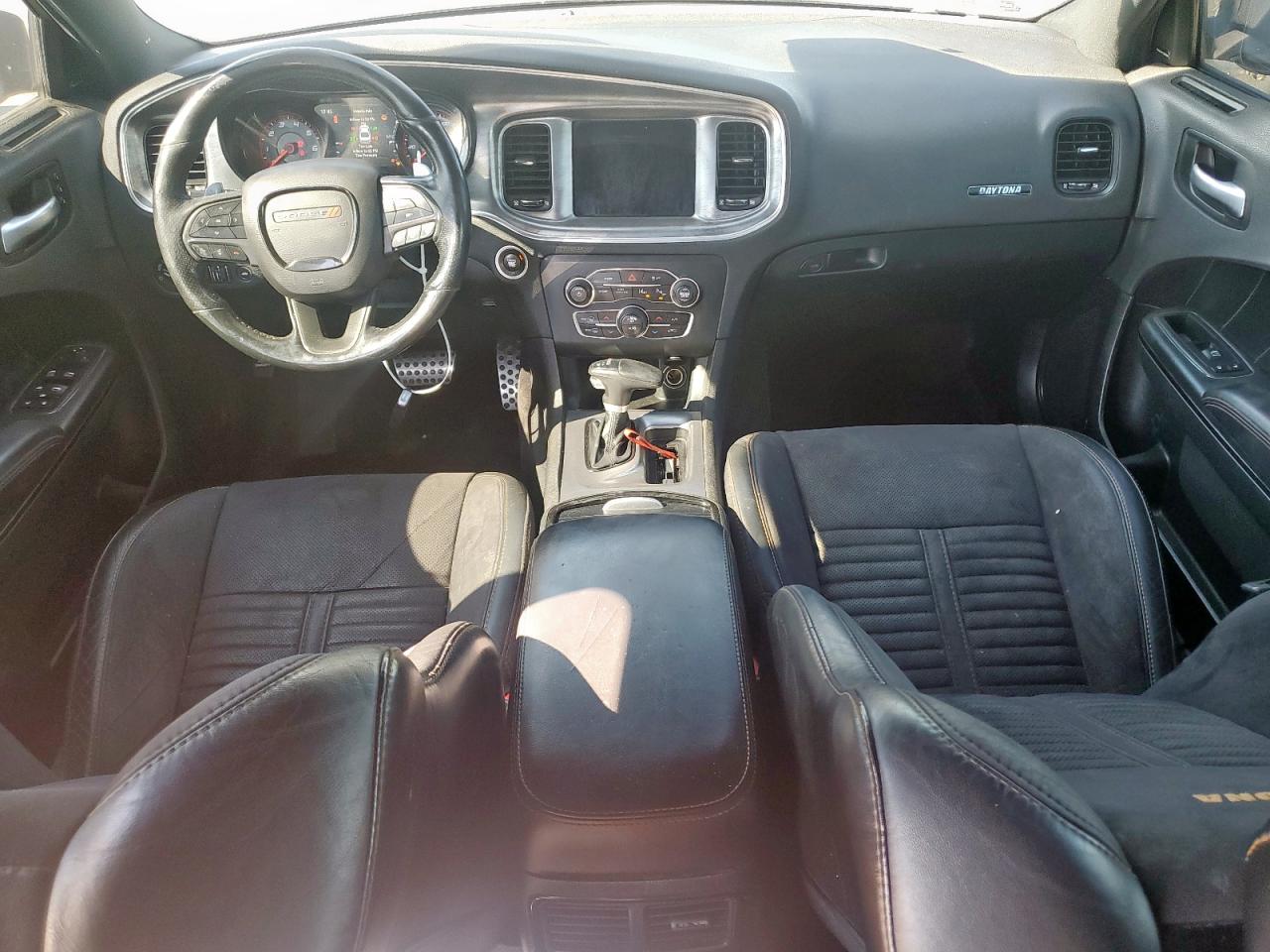 Dodge Charger R/t Image 8