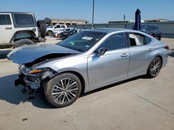  Salvage Lexus Es