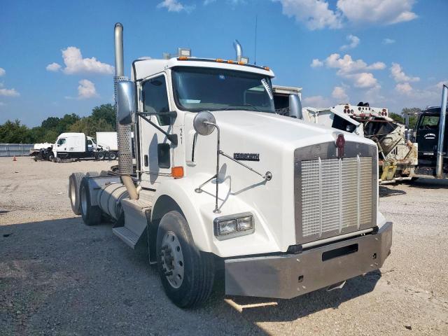  Salvage Kenworth Constructi