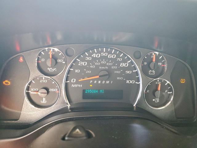 Chevrolet Express Image 7