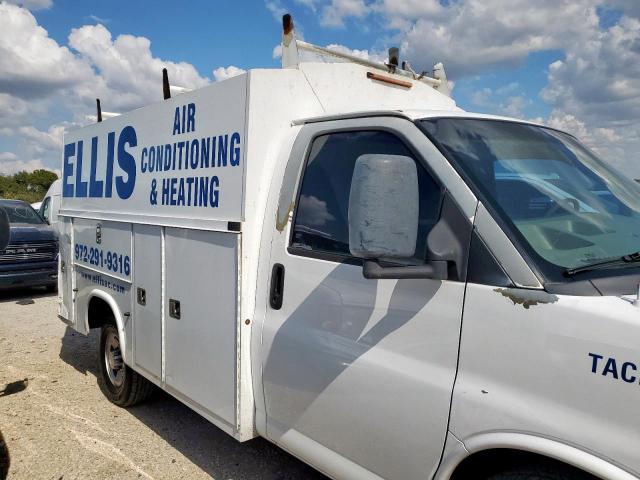 Chevrolet Express Image 12