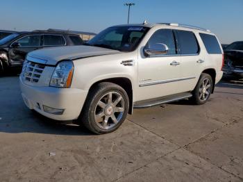  Salvage Cadillac Escalade