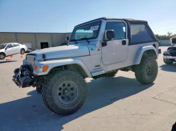  Salvage Jeep Wrangler