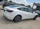 Tesla Model 3 Image 8