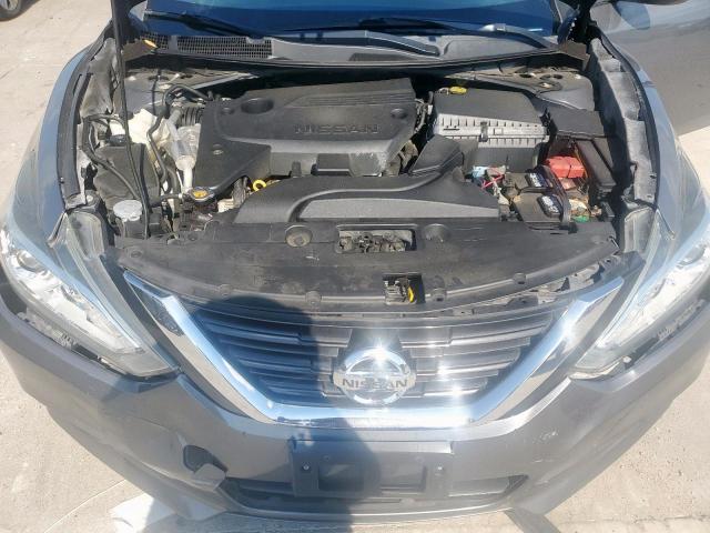 Nissan Altima 2.5 Image 9