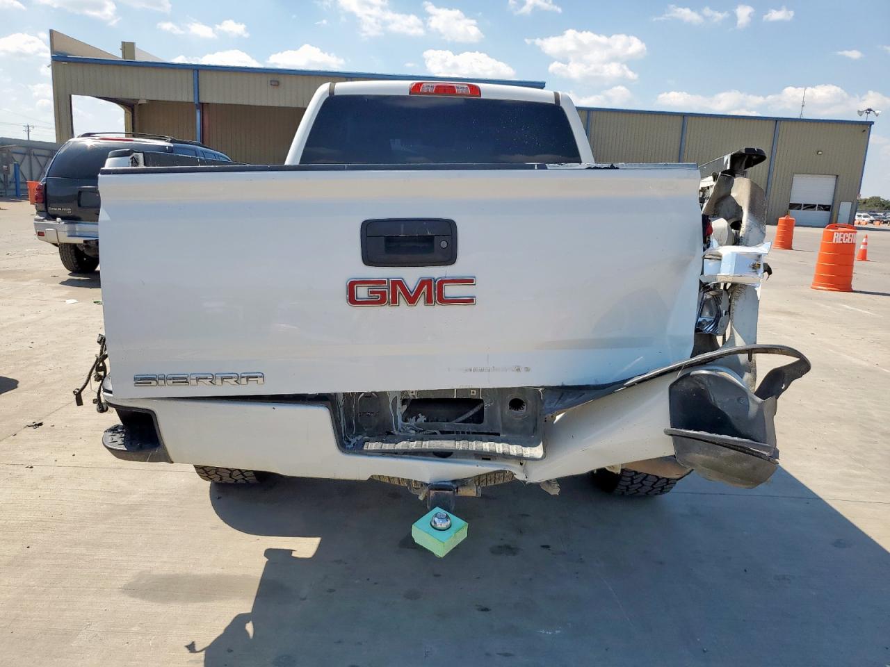 GMC Sierra K1500 Image 5