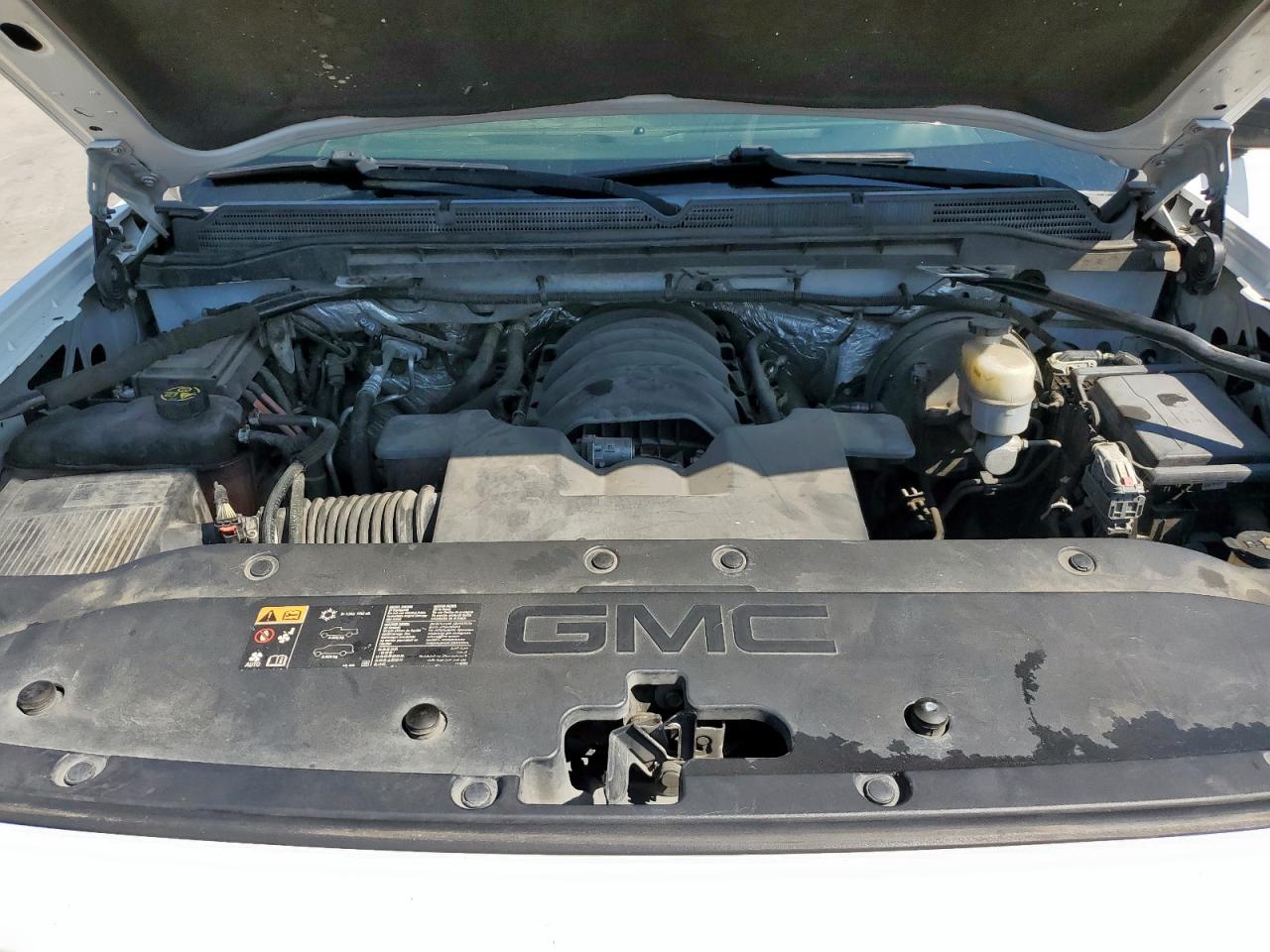 GMC Sierra K1500 Image 12