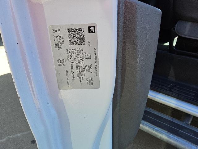 GMC Savana G2500 Image 10