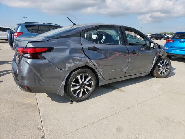 Nissan Versa S Image 11