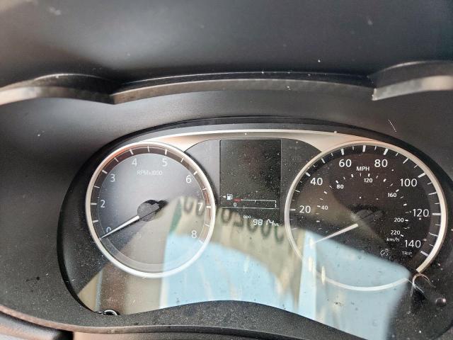 Nissan Versa S Image 7