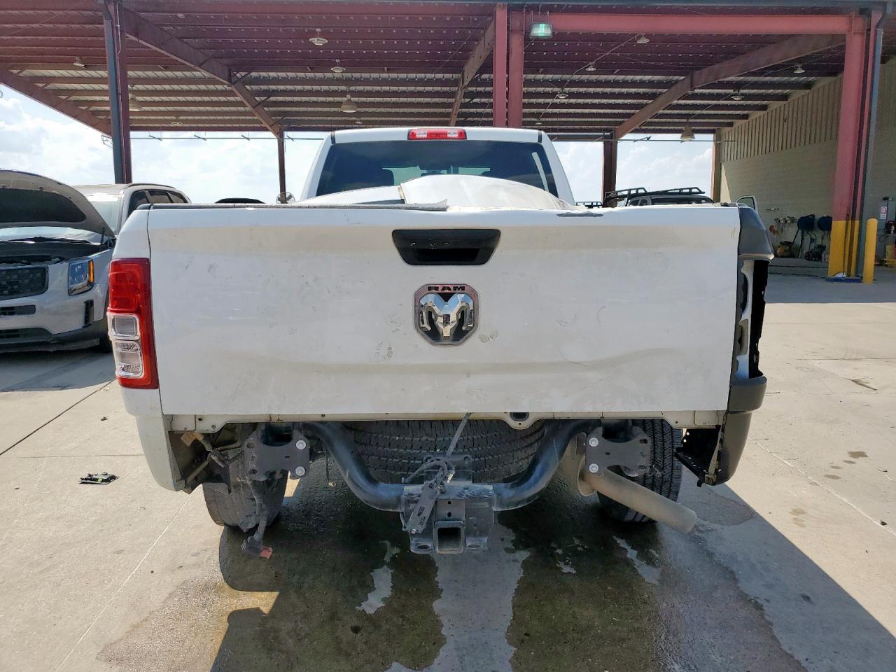 Ram 2500 Tradesman Image 13