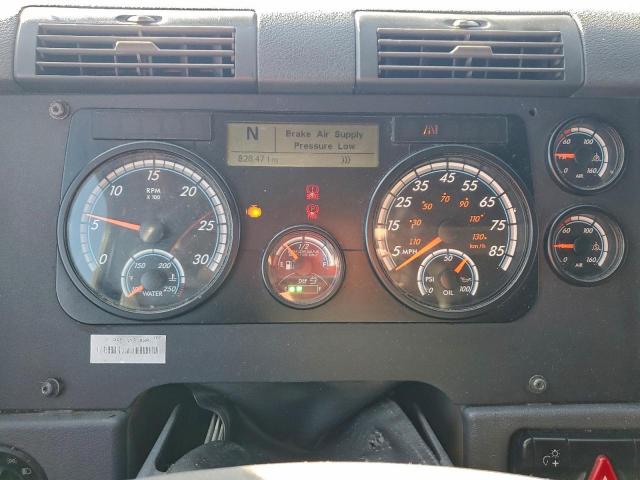 Freightliner Cascadia 1 Image 2