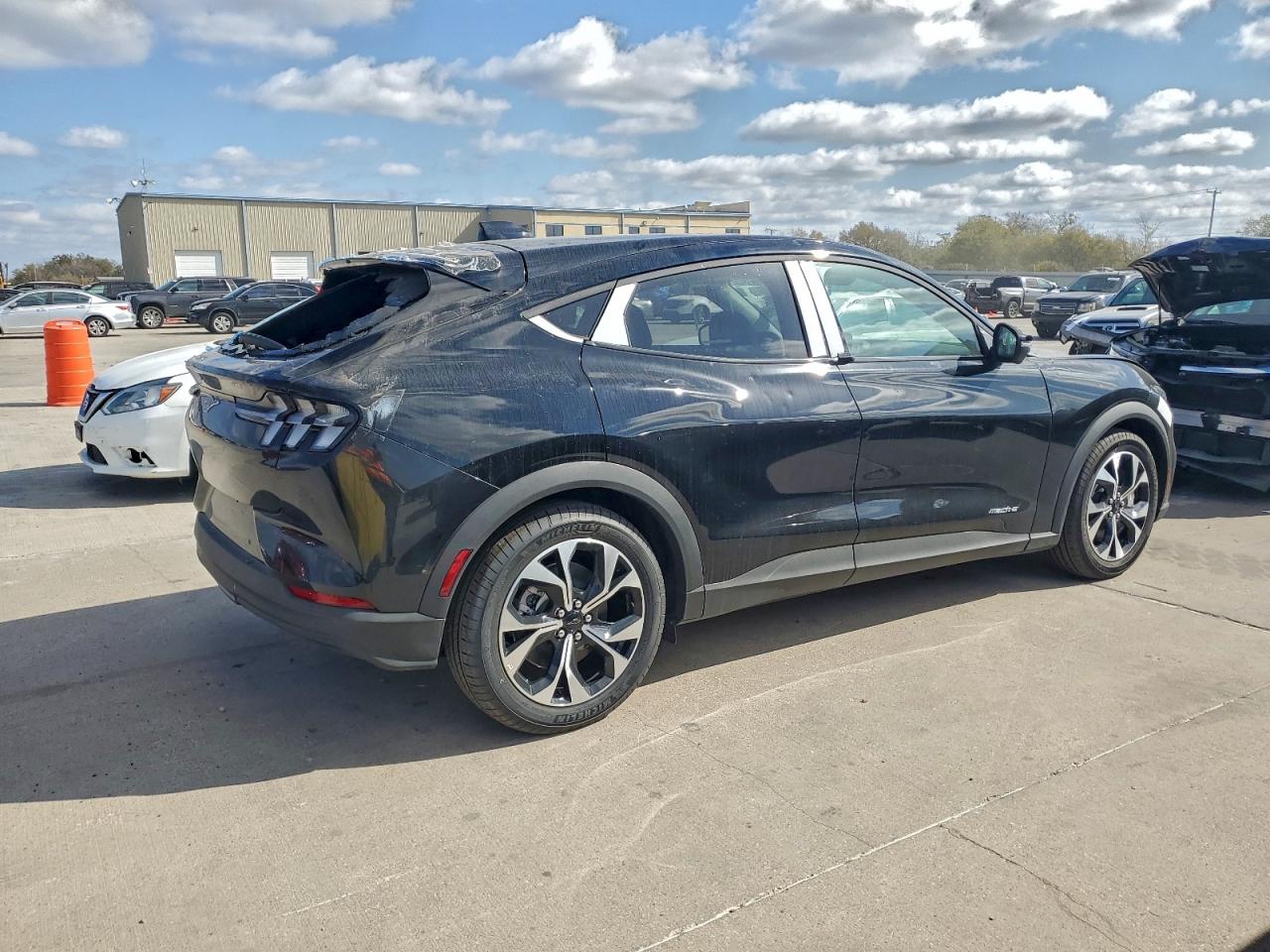 Ford Mustang Select Image 5