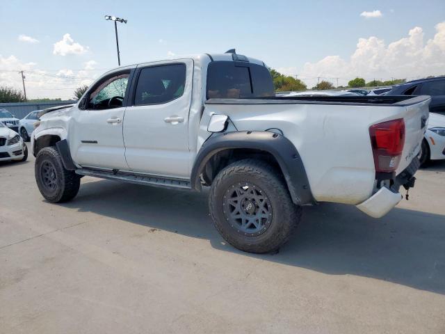 Toyota Tacoma Double Cab Image 8