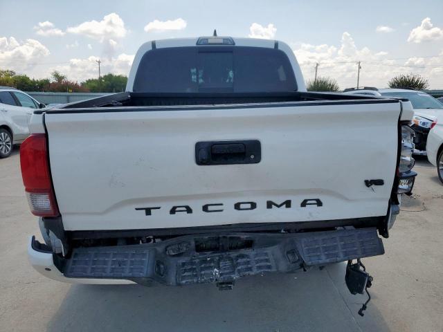Toyota Tacoma Double Cab Image 6