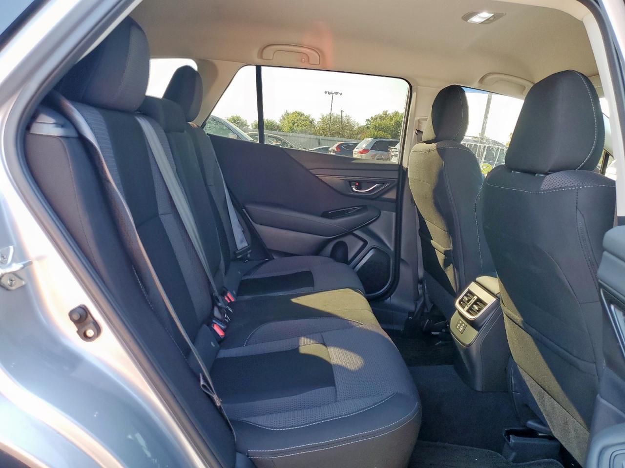 Subaru Outback Premium Image 7