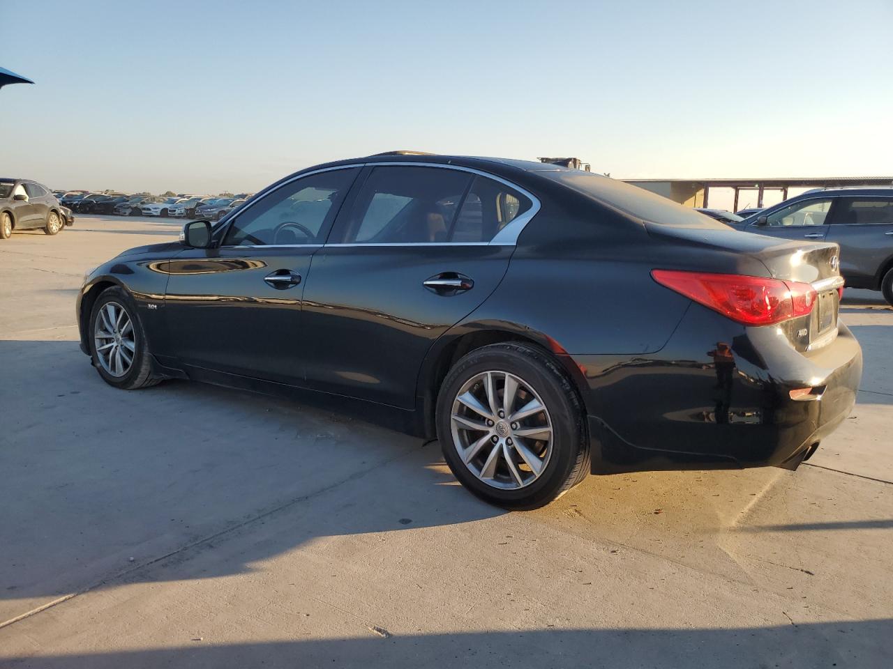 INFINITI Q50 Premium Image 12