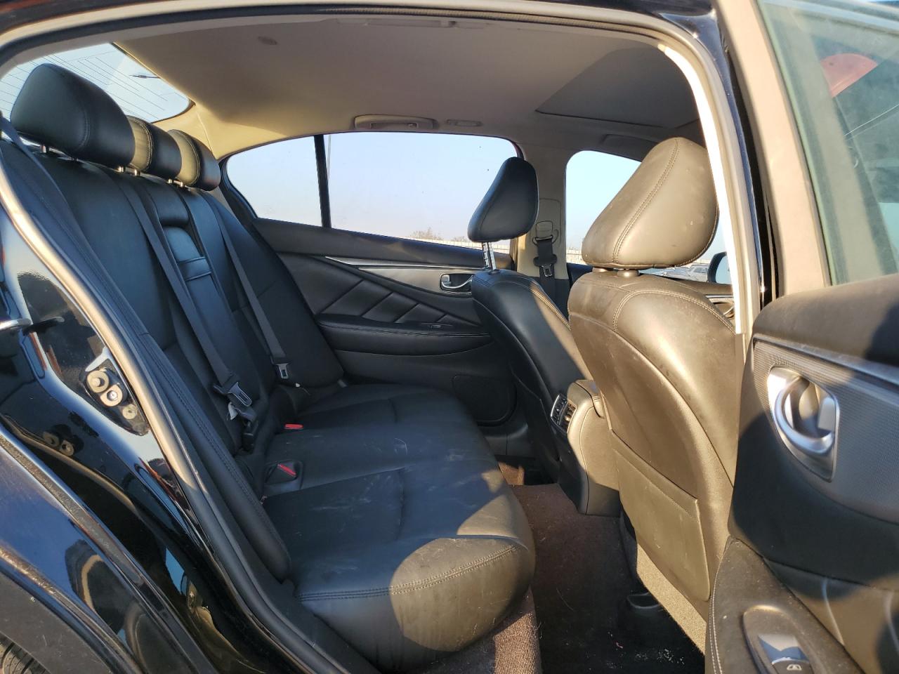 INFINITI Q50 Premium Image 8