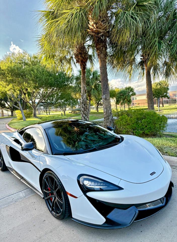 McLaren 570S Image 1