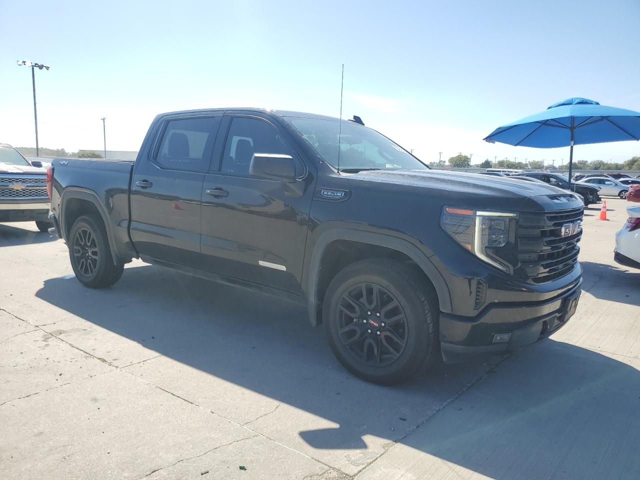 GMC Sierra K1500 Elevation Image 4