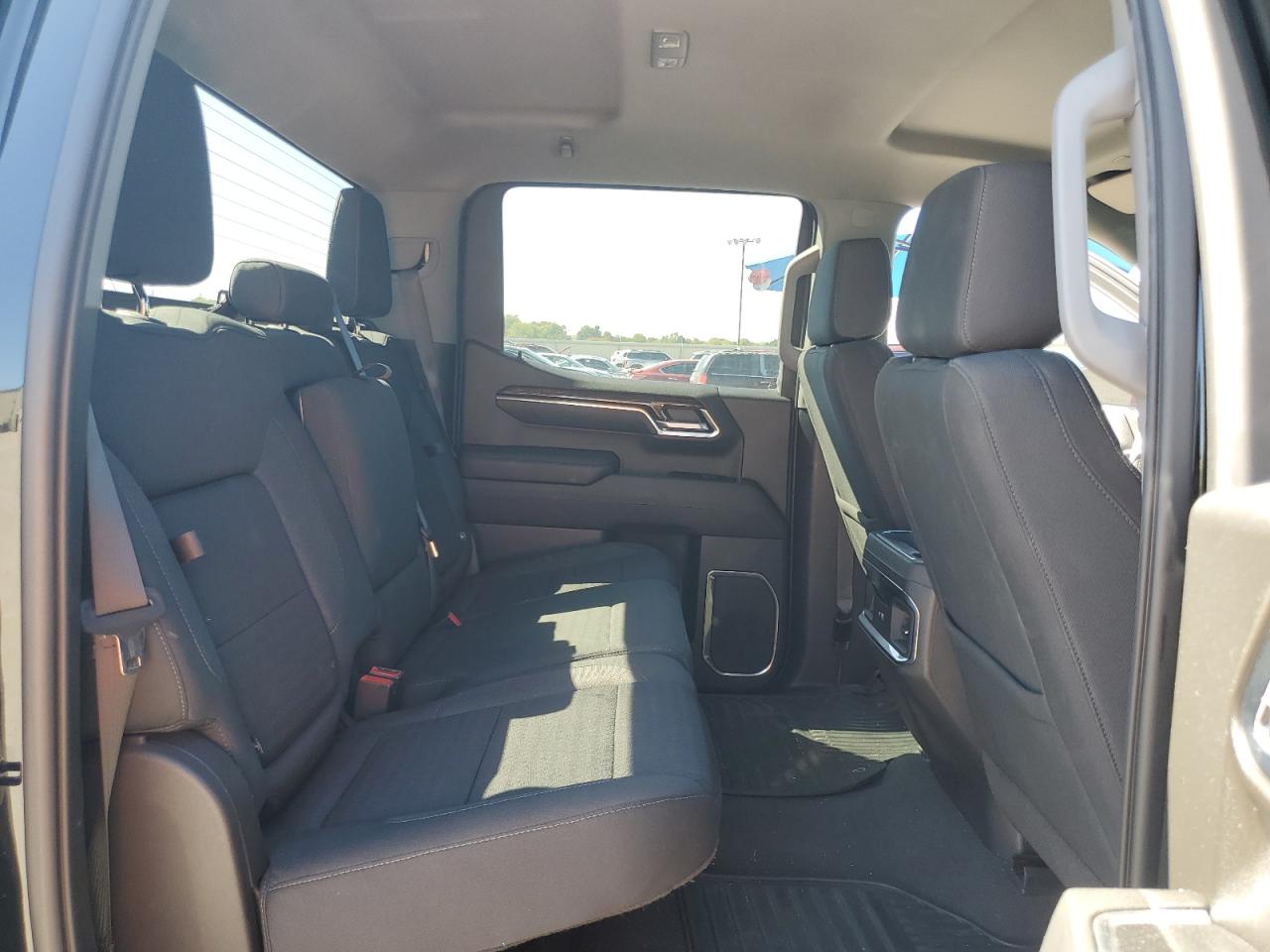 GMC Sierra K1500 Elevation Image 2