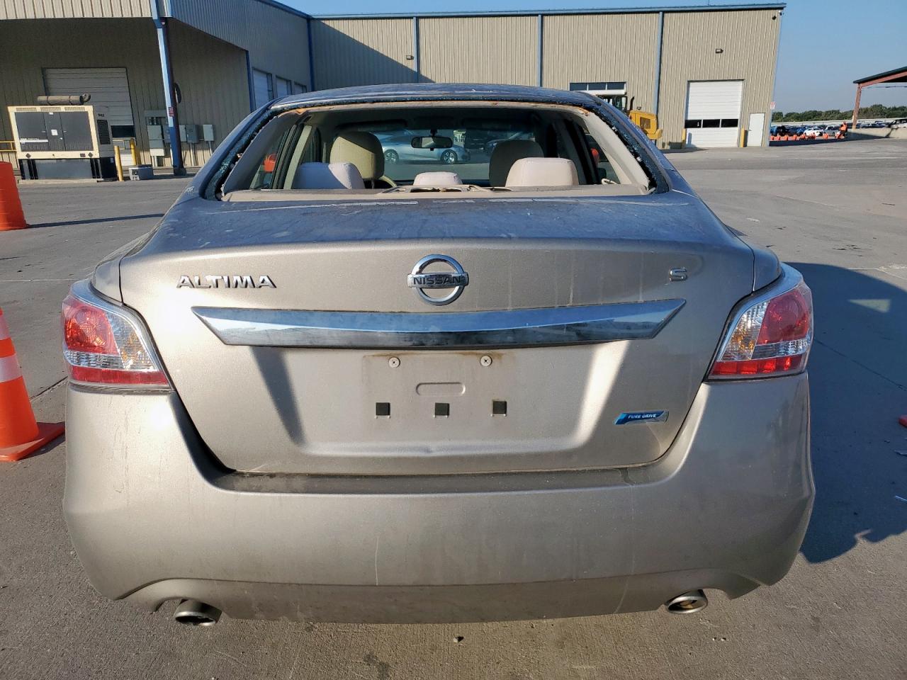 Nissan Altima 2.5 Image 8