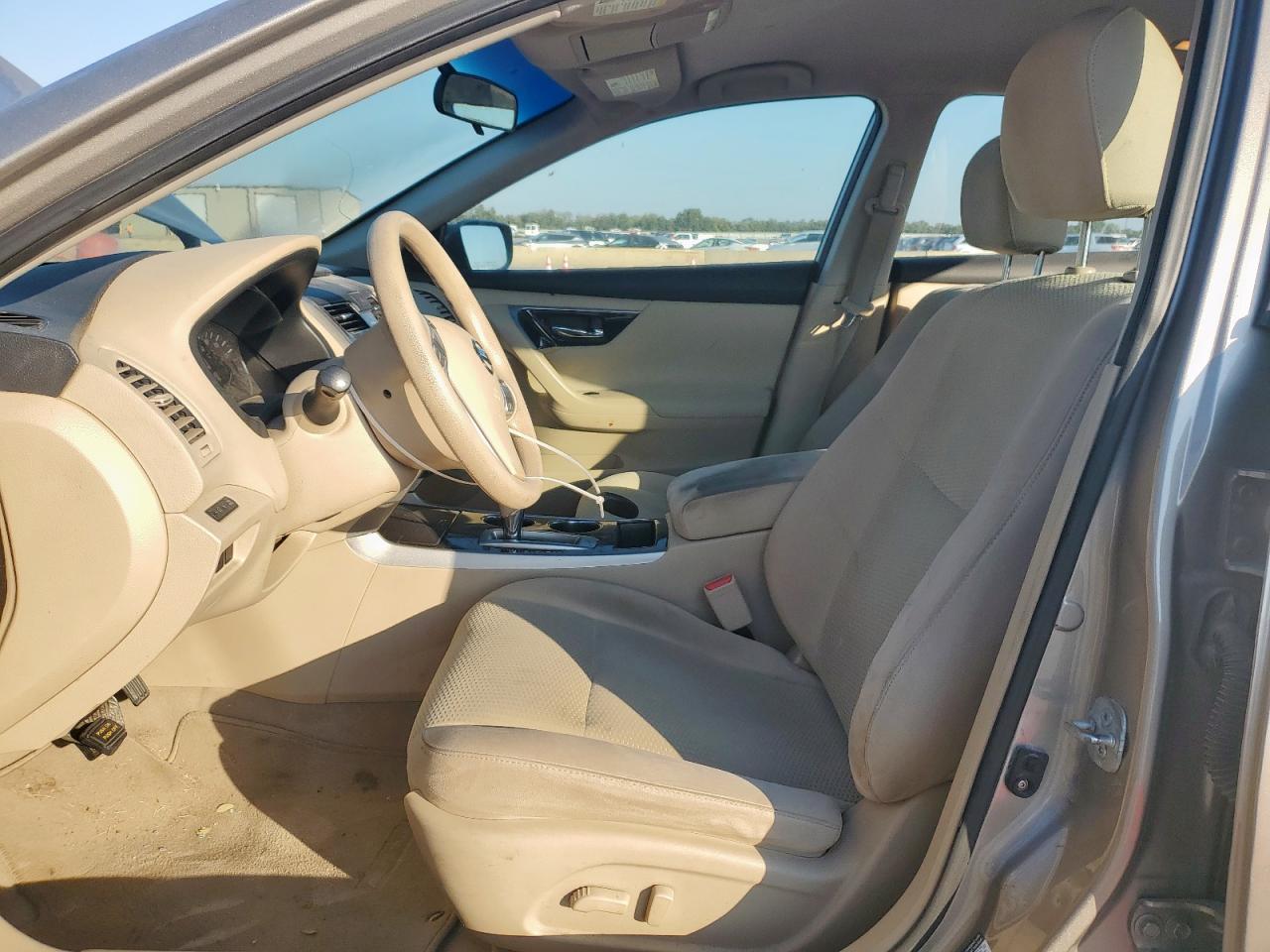 Nissan Altima 2.5 Image 3