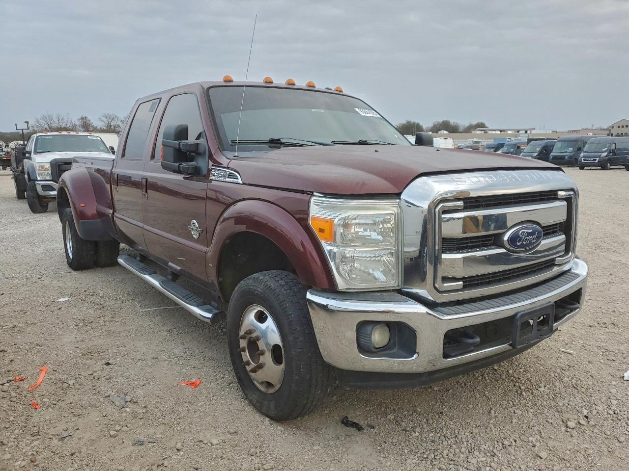 Ford F-350 Super Duty Image 1