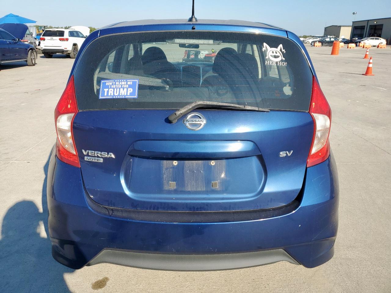 Nissan Versa S Image 2