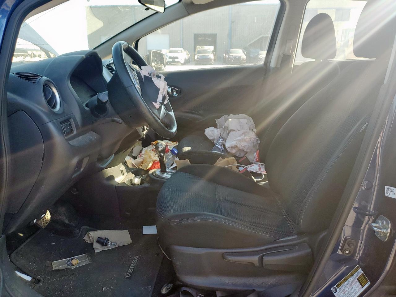 Nissan Versa S Image 10