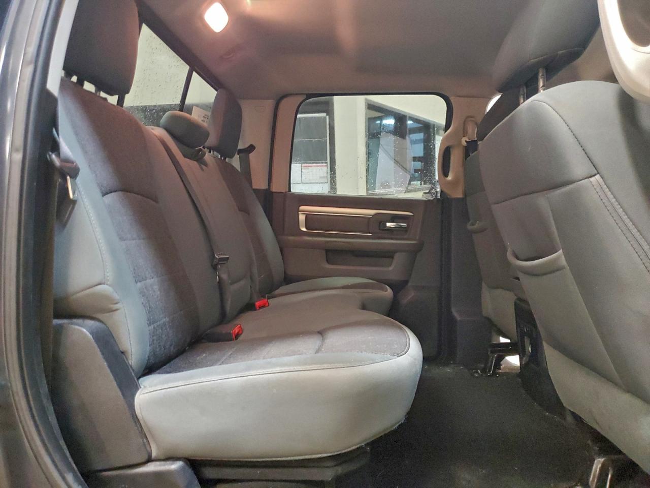 Ram 1500 Slt Image 5