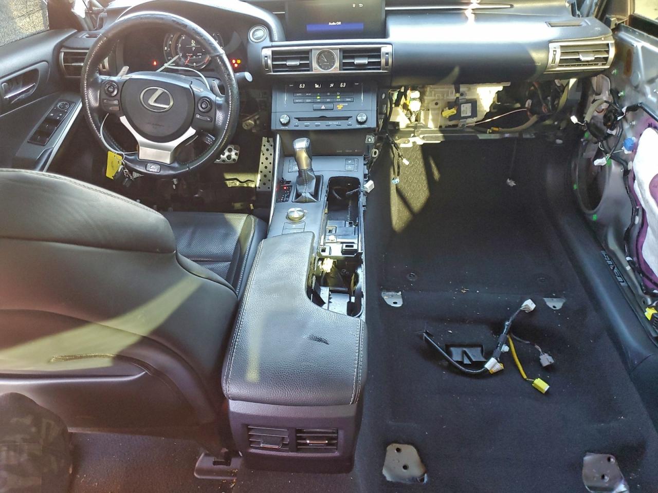 Lexus Is 250 Image 13