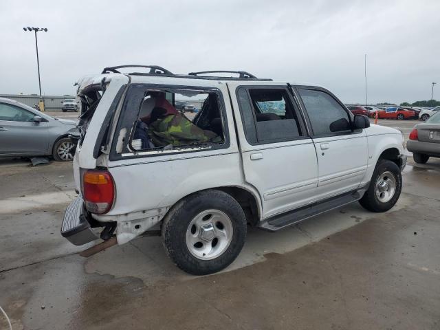 Ford Explorer Xlt Image 4