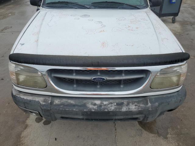 Ford Explorer Xlt Image 10