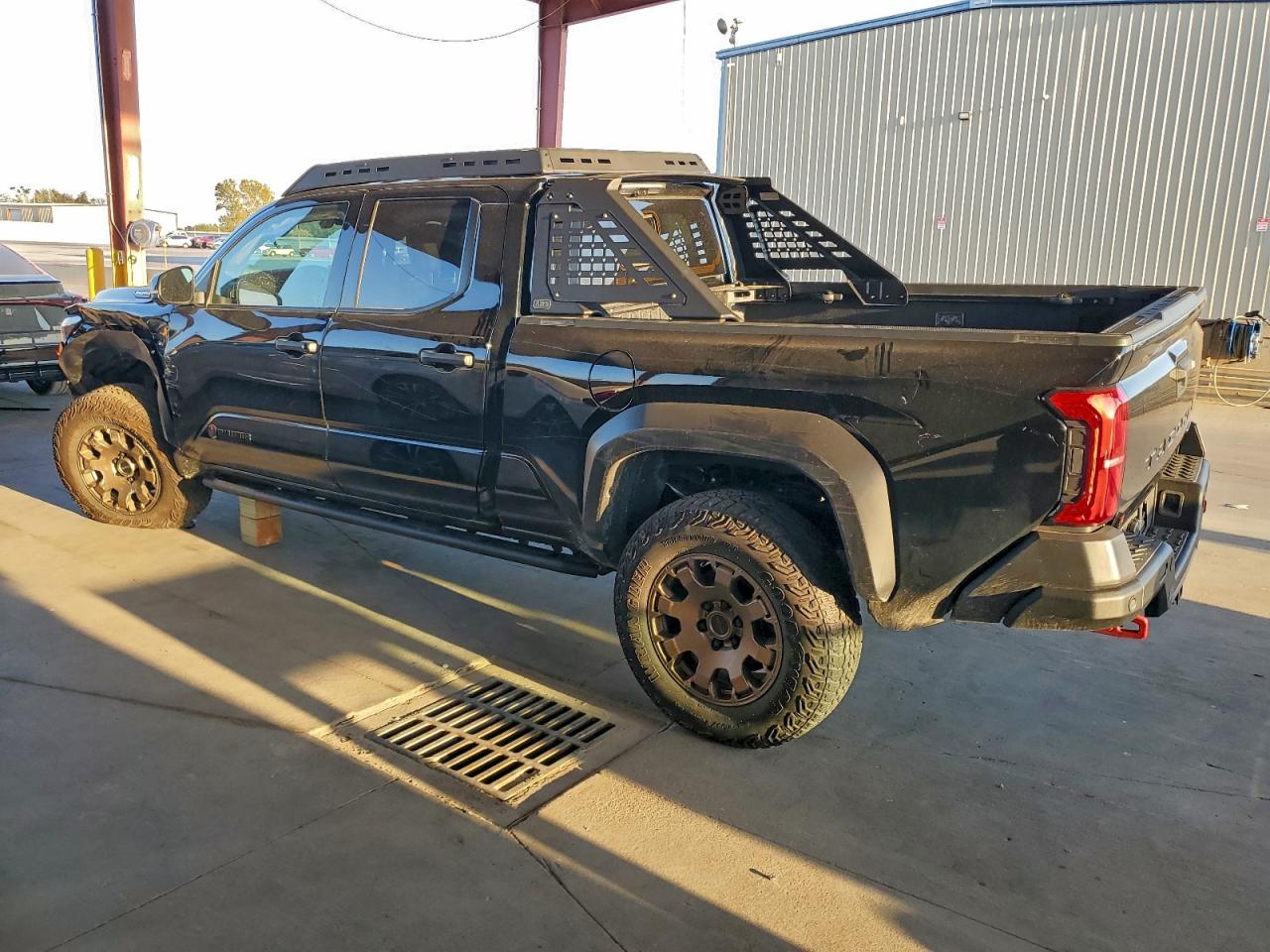 Toyota Tacoma Double Cab Image 9
