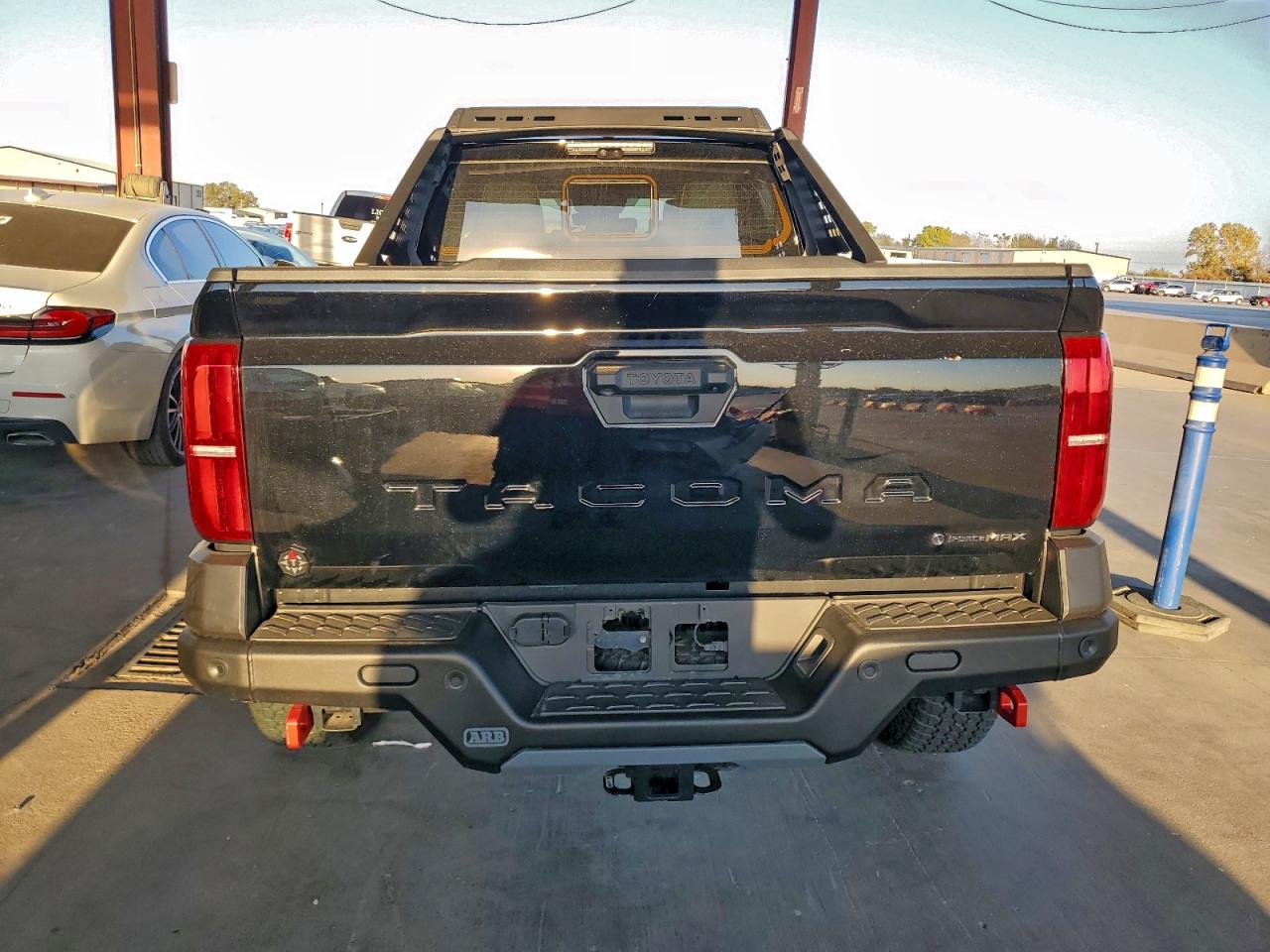 Toyota Tacoma Double Cab Image 7