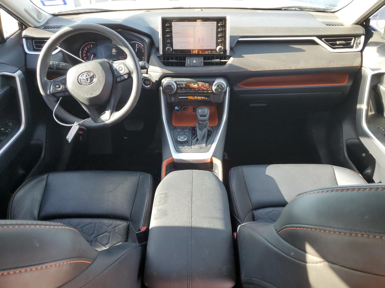 Toyota RAV4 Adventure Image 5