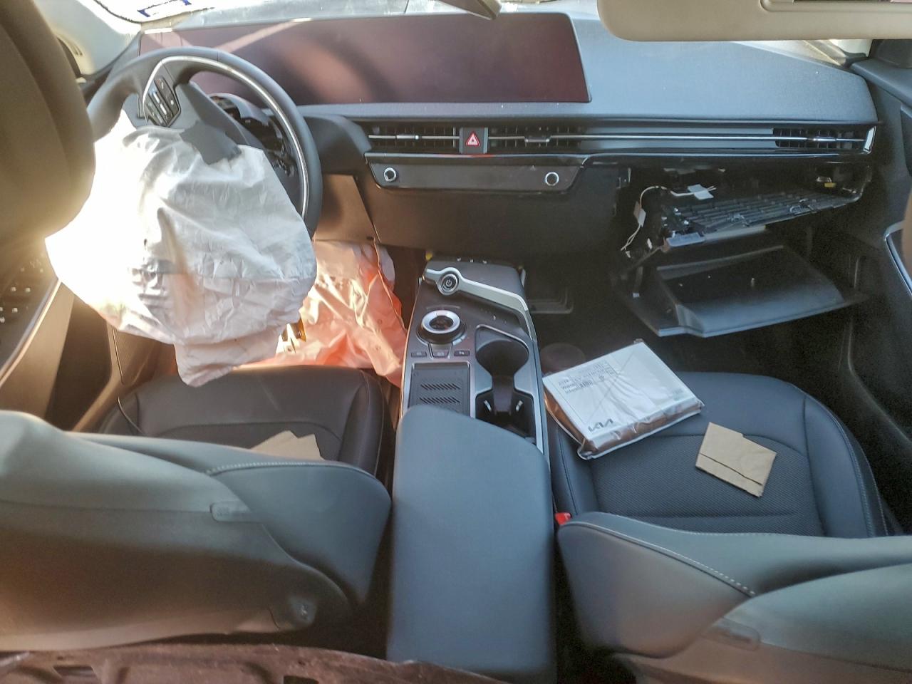 Kia EV6 Light Image 13